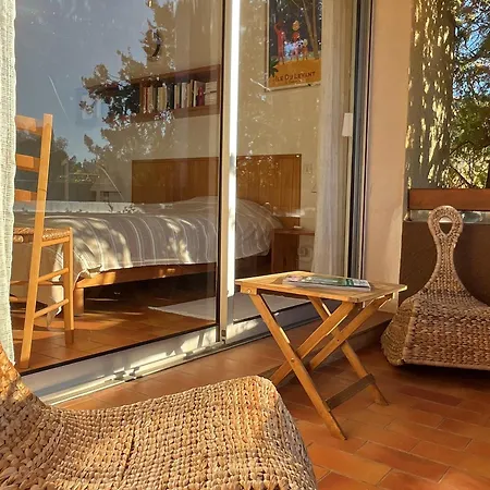De Charme A Saint-clair : Terrasse, Proche Plage Et Commodites - Fr-1-677-44 Le Lavandou